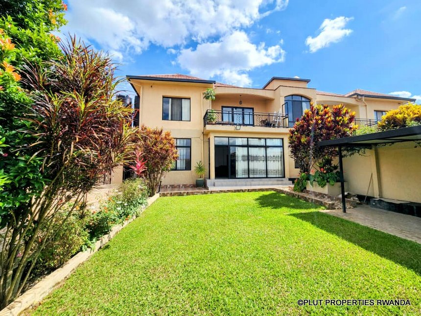 Fully furnished duplex house for rent in Gacuriro.
