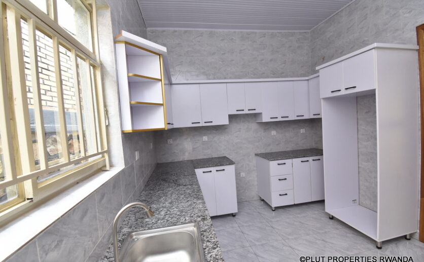 House for sale in Remera (14)