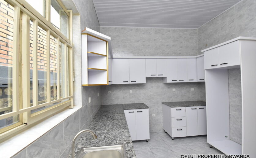House for sale in Remera (15)