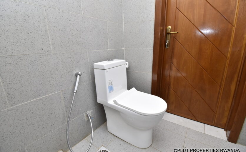 Rent in Kiyovu (7)