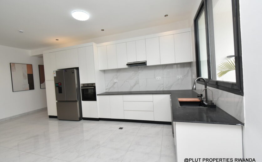 Zara apartment update plut properties (7)