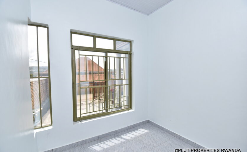 beautiful house for sale in Remera (5)