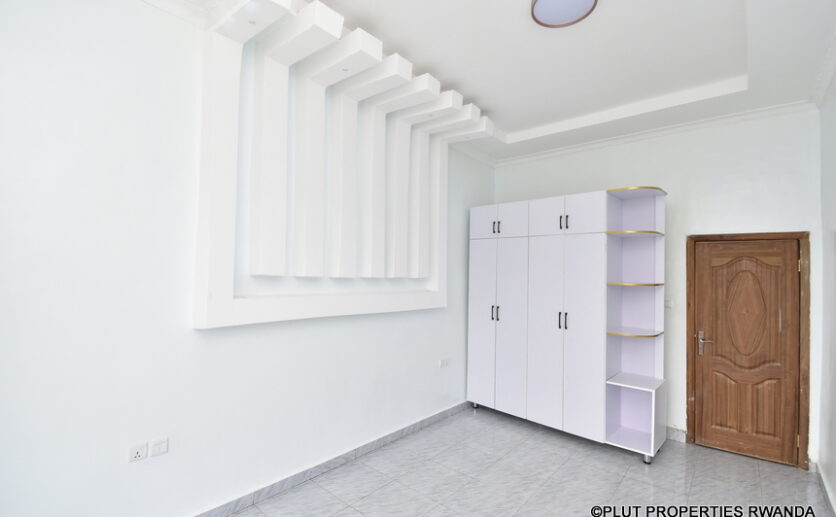 beautiful house for sale in Remera (6)