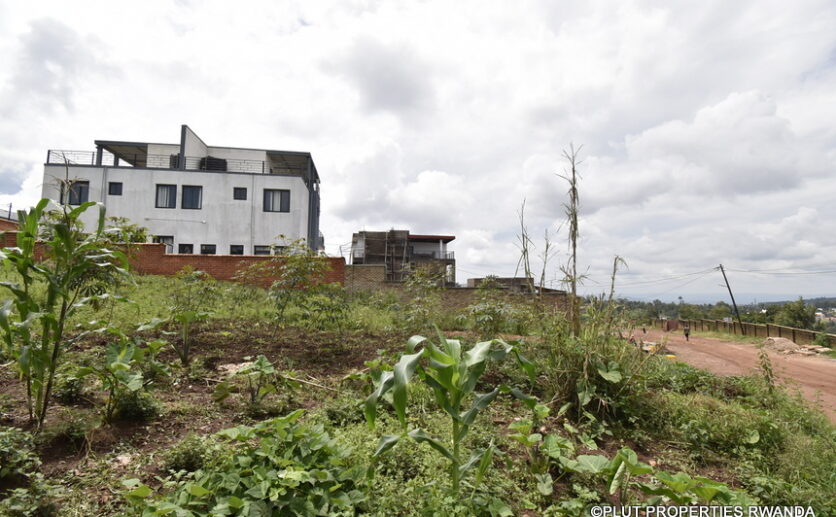 big land for sale in Rebero (2)