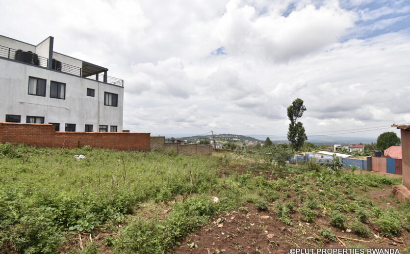 big land for sale in Rebero (3)