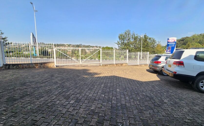 12-commercial property for sale in kigali plut properties (13)