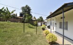 house with basket ball court for rent (35)
