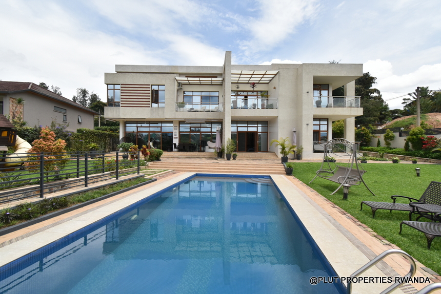 Serviced Modern Ground Floor Apartment For Rent