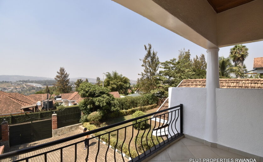 House for rent in Gacuriro plut properties (13)