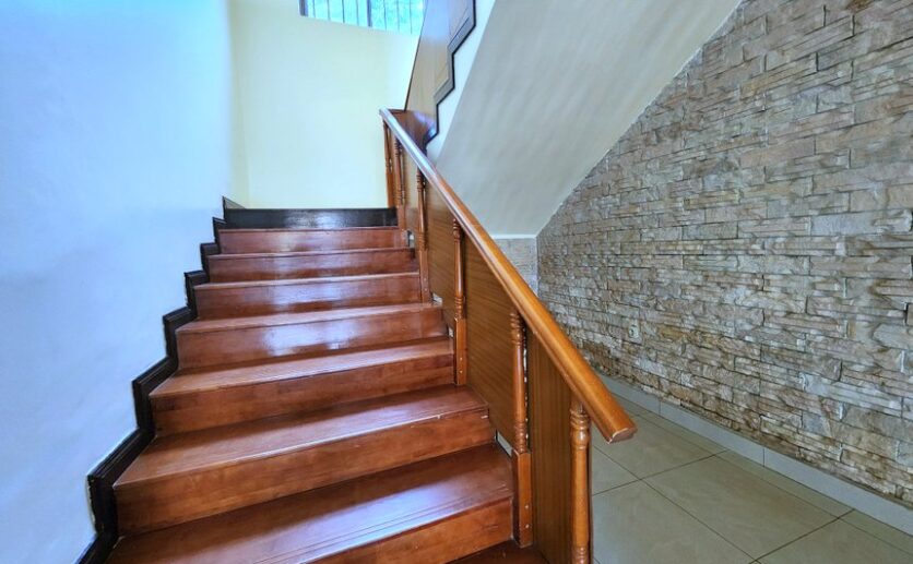 nyarutarama house for rent plut properties (8)