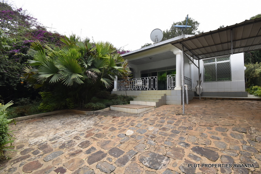 House for rent in Kiyovu.