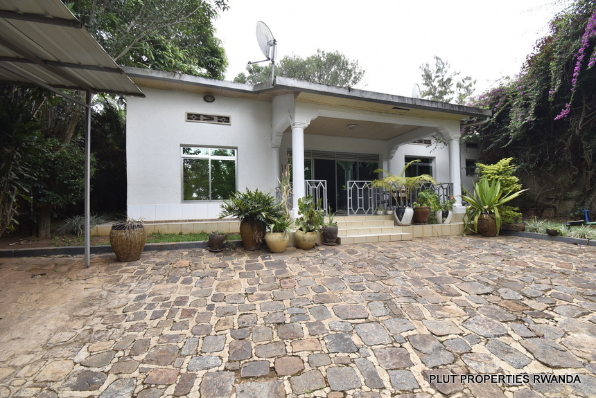 Kiyovu Kigali House for rent.