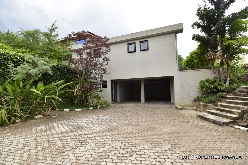 Beautiful house for rent in Nyarutarama.