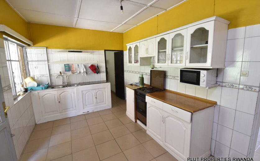 House for rent in Kimihurura plut properties (2)