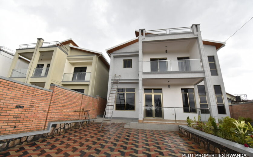 House for sale in Kagugu plut properties (9)
