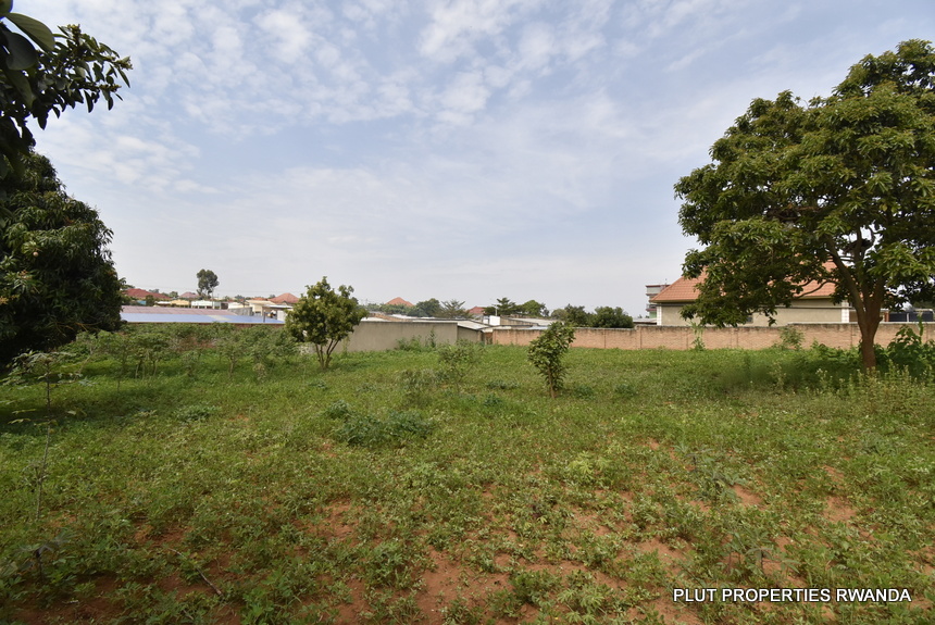 Plot for sale in Bugesera Gahembe.