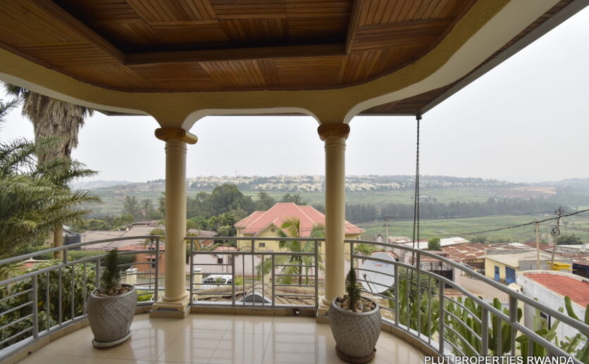 Beautiful house for rent in Kacyiru plut properties (15)