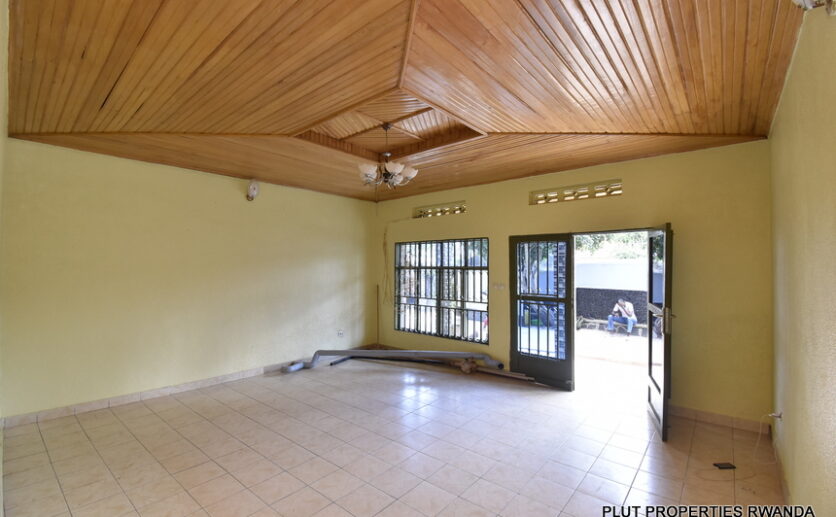 House for sale plut properties (2)