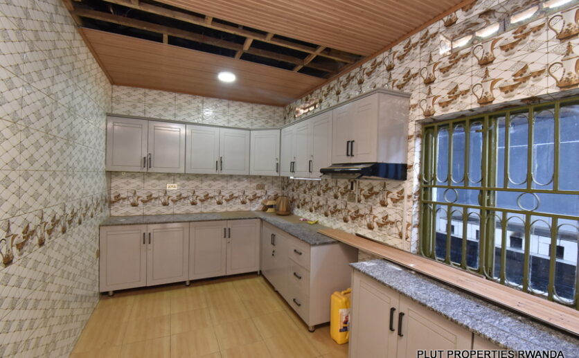 House for sale plut properties (4)