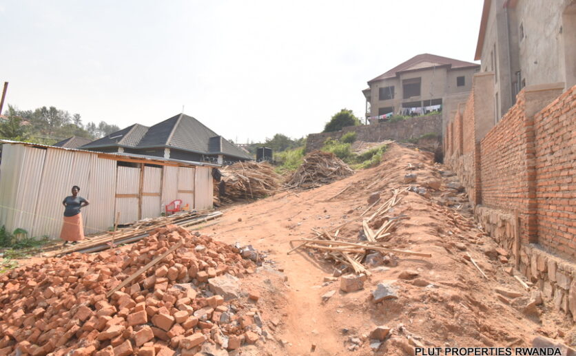 Buy plot in Kibagabaga 4 plut properties (1)
