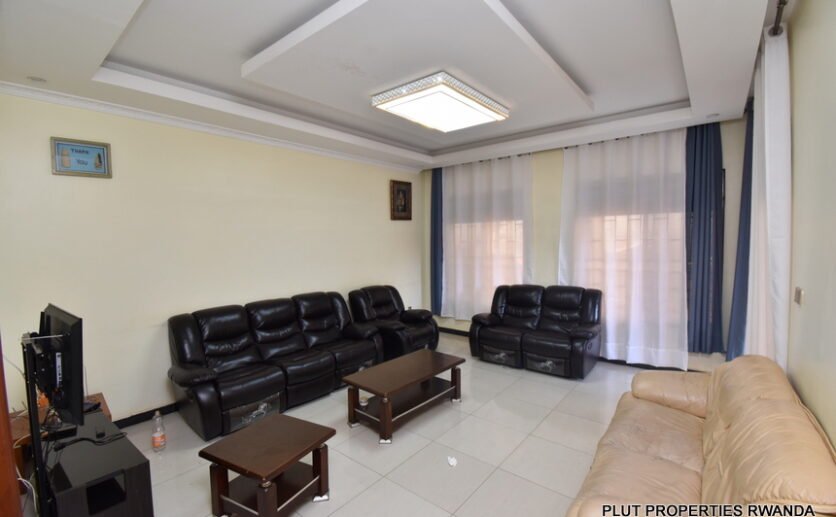 House for rent in Kicukiro plut properties (1)