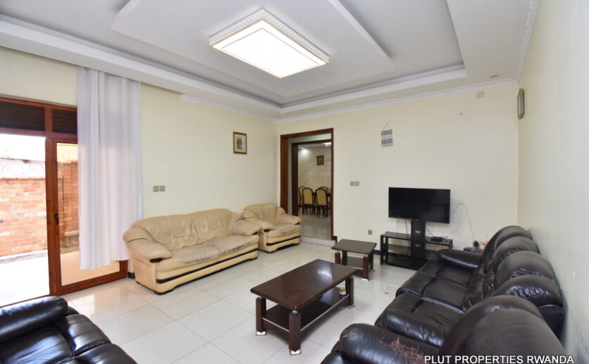 House for rent in Kicukiro plut properties (10)