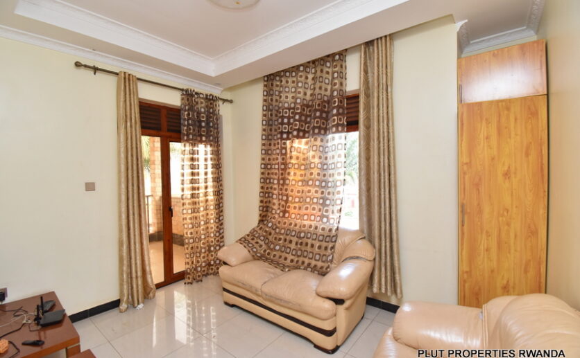 House for rent in Kicukiro plut properties (5)
