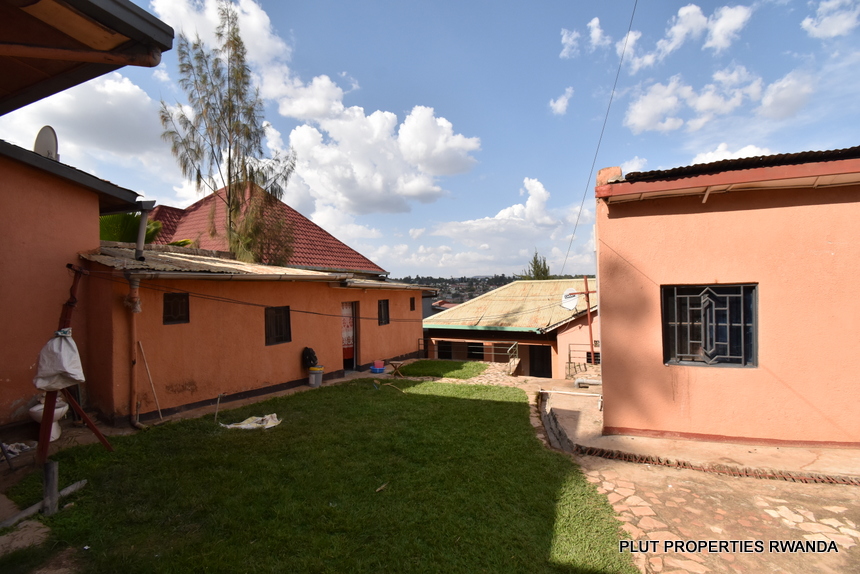Kiyovu land for sale
