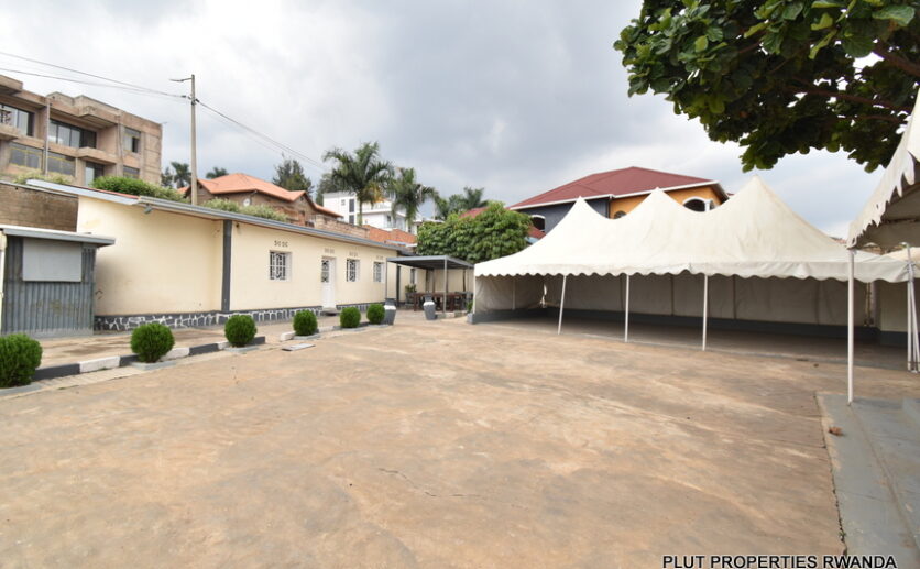 Big plot for sale in Kibagabaga Kigali plut properties (5)