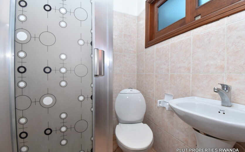 House for rent in Gacuriro plut properties (5)