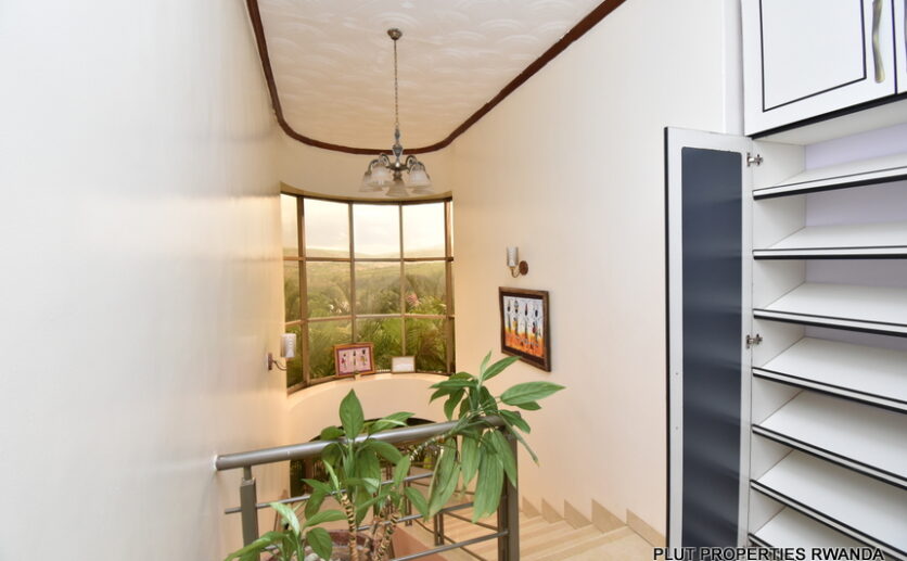 House for rent in Kagugu plut properties (17)