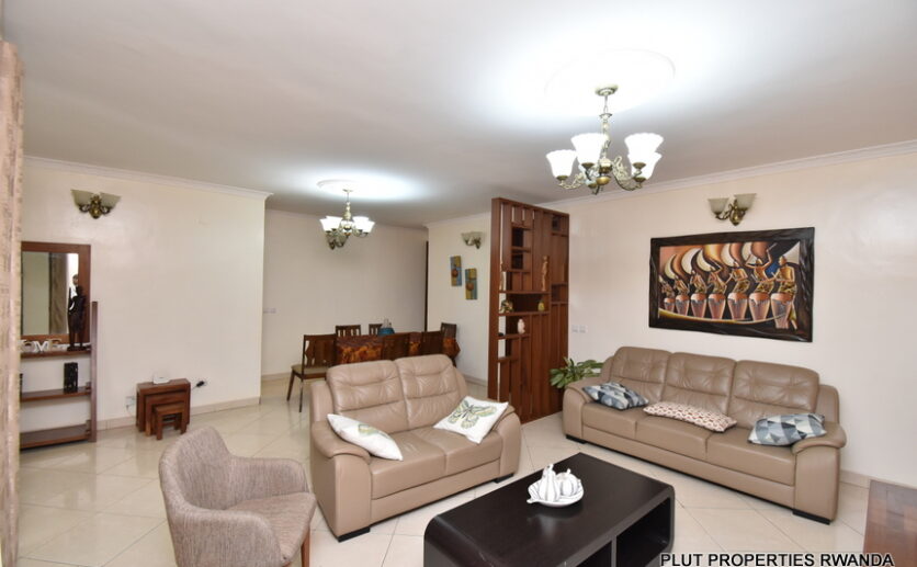 House for rent in Kagugu plut properties (3)