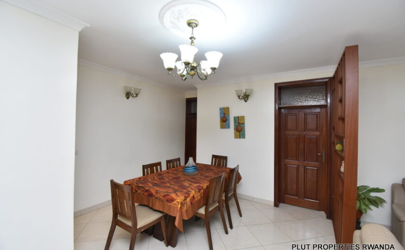 House for rent in Kagugu plut properties (4)
