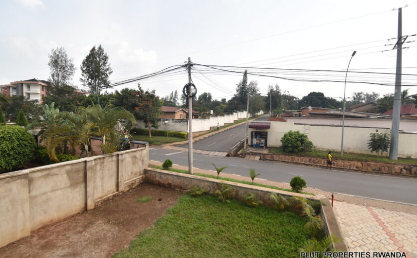 Space for rent in Kacyiru plut properties (13)