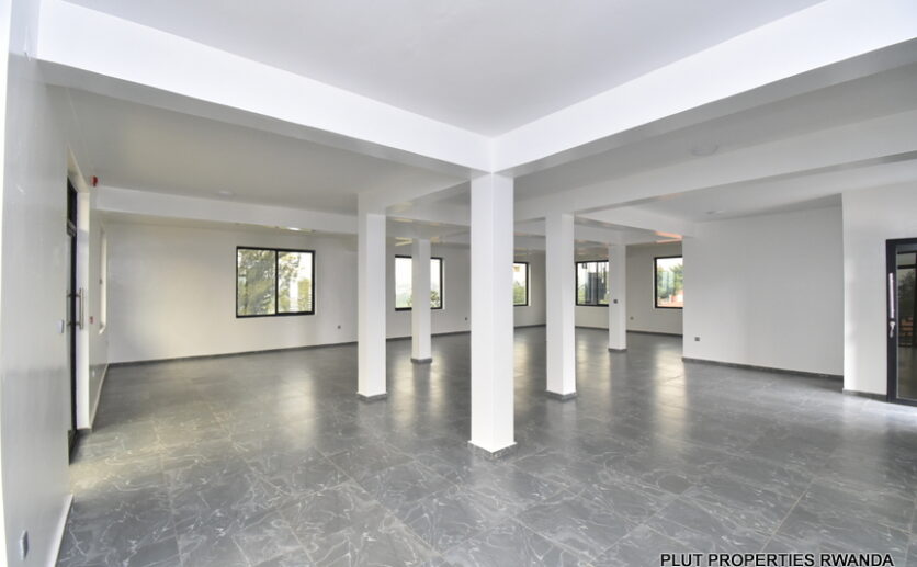 Space for rent in Kacyiru plut properties (2)