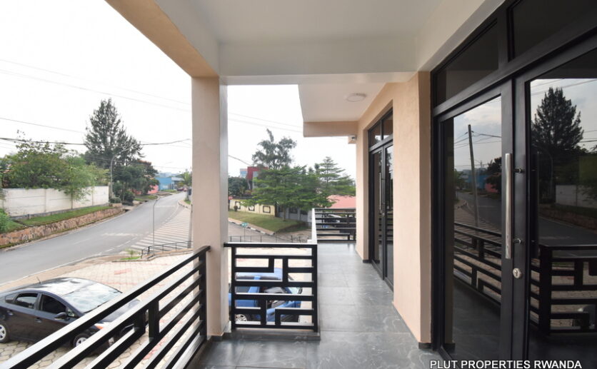 Space for rent in Kacyiru plut properties (8)