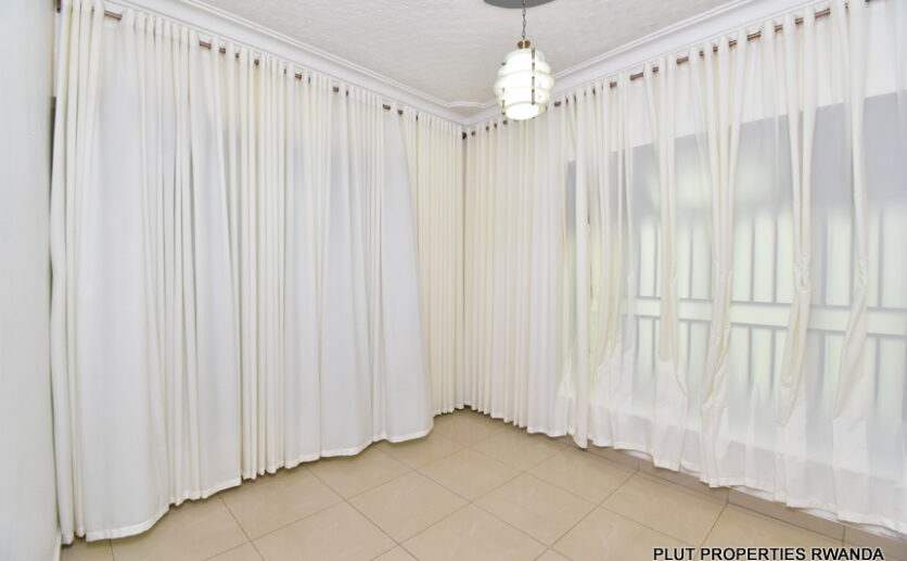 2 houses for rent in Kabeza plut properties (4)