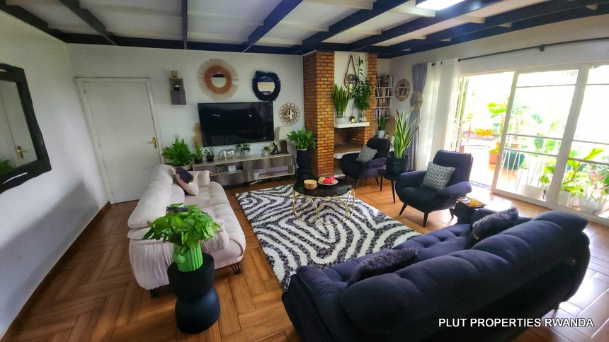 Beautiful house for rent in Kiyovu.