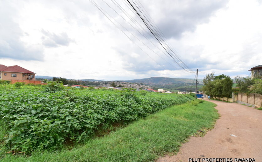 Big land in Gacuriro plut properties (5)