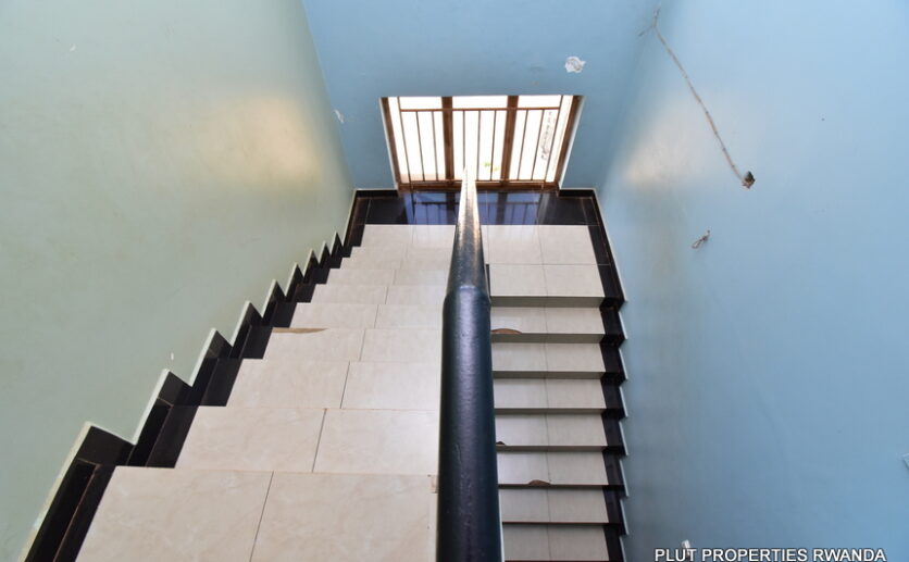 House for sale in Nyamirambo plut properties (12)