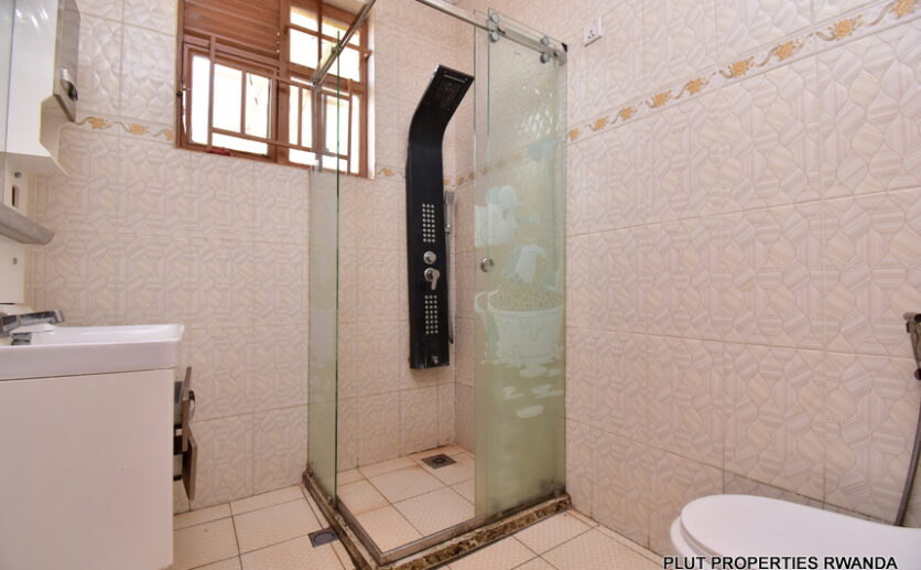 House for sale in Nyamirambo plut properties (13)