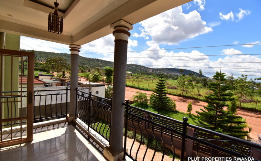 House for sale in Nyamirambo plut properties (17)