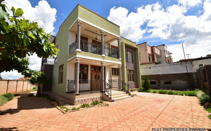House for sale in Nyamirambo plut properties (18)