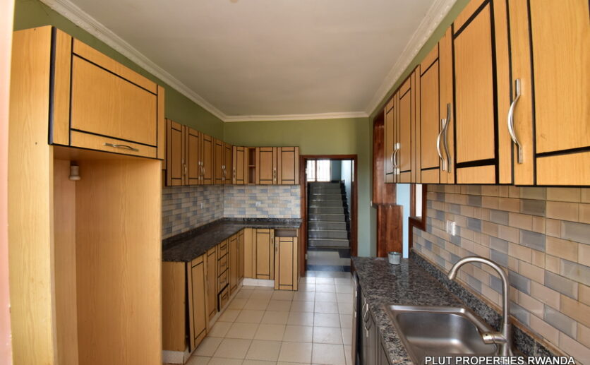 House for sale in Nyamirambo plut properties (3)