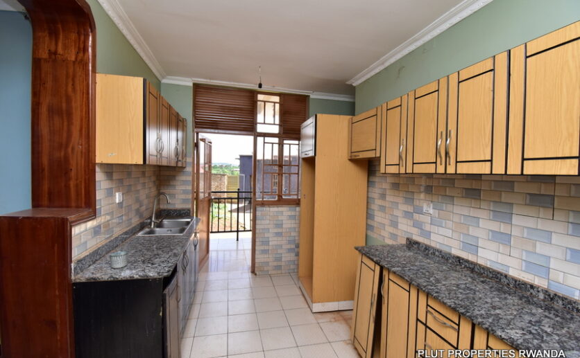 House for sale in Nyamirambo plut properties (4)