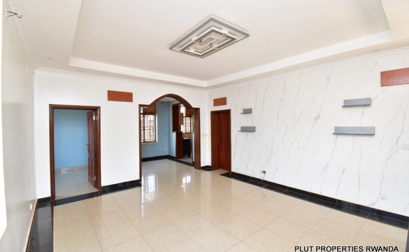House for sale in Nyamirambo plut properties (6)