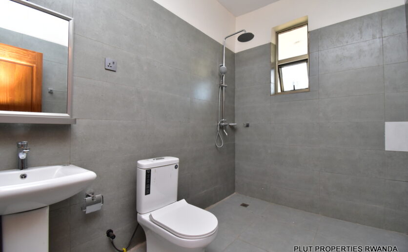 3 bedroom house for rent in Kacyiru plut properties (13)