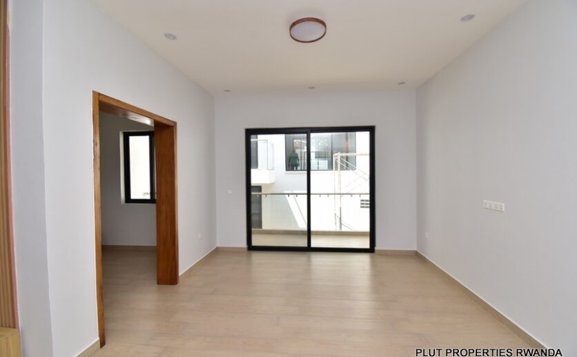 Kigali Kibagabaga house for sale plut properties (11)