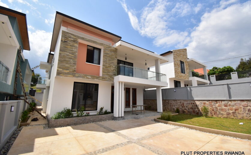 Kigali Kibagabaga house for sale plut properties (2)