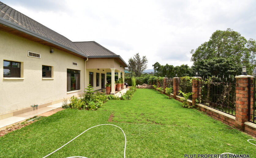 House for rent in Kacyiru plut properties (1)